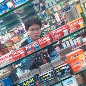 Meet your Posher, Alex